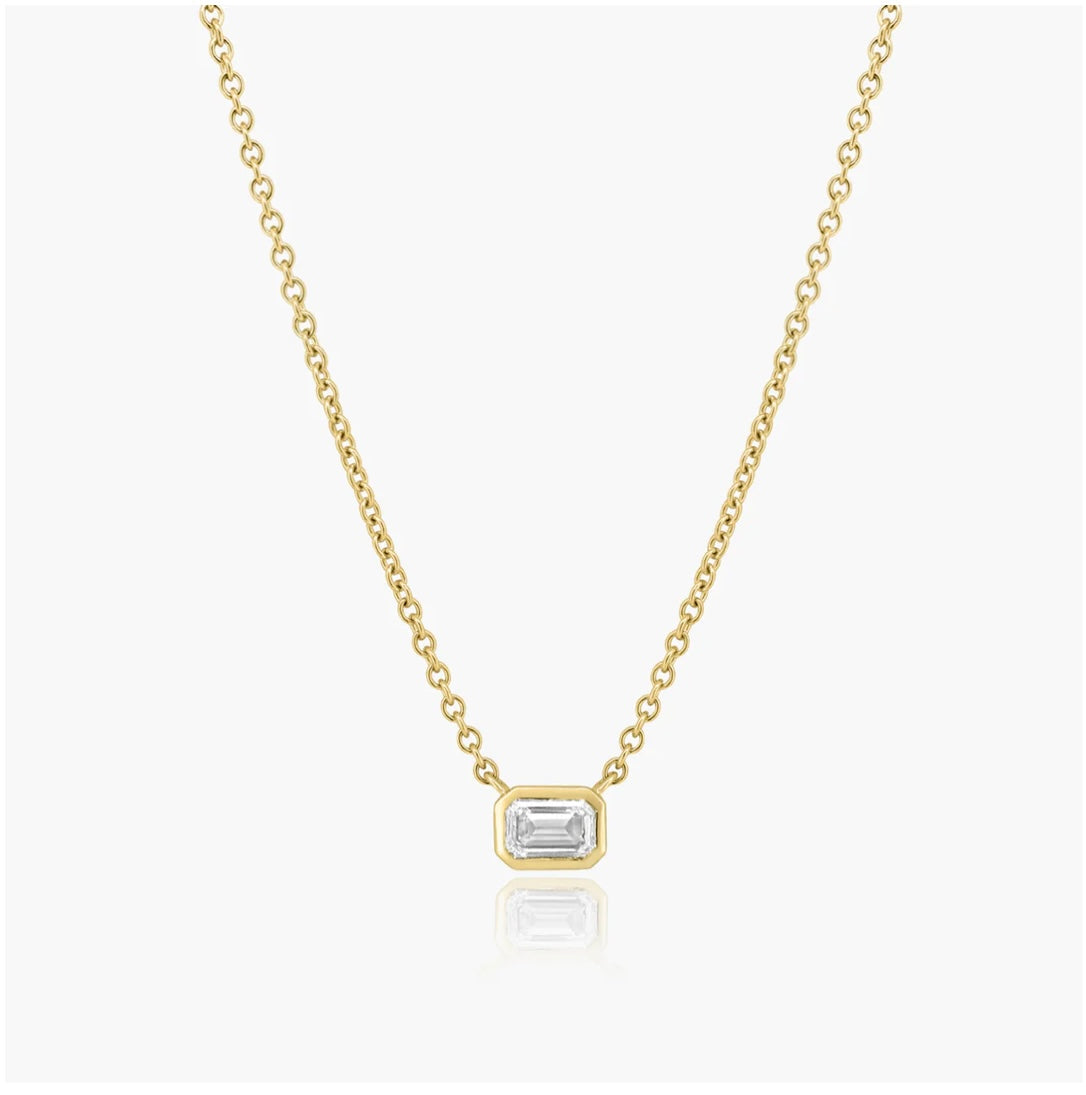 14K Gold Dainty Emerald Cut Diamond Bezel Setting Necklace, 14K yellow Gold Necklace, 14K yellow Gold pendant Necklace, Natural Emerald Diamond pendant, bezel setting emerald diamond necklace, trendy diamond necklace. Daily diamond necklace.