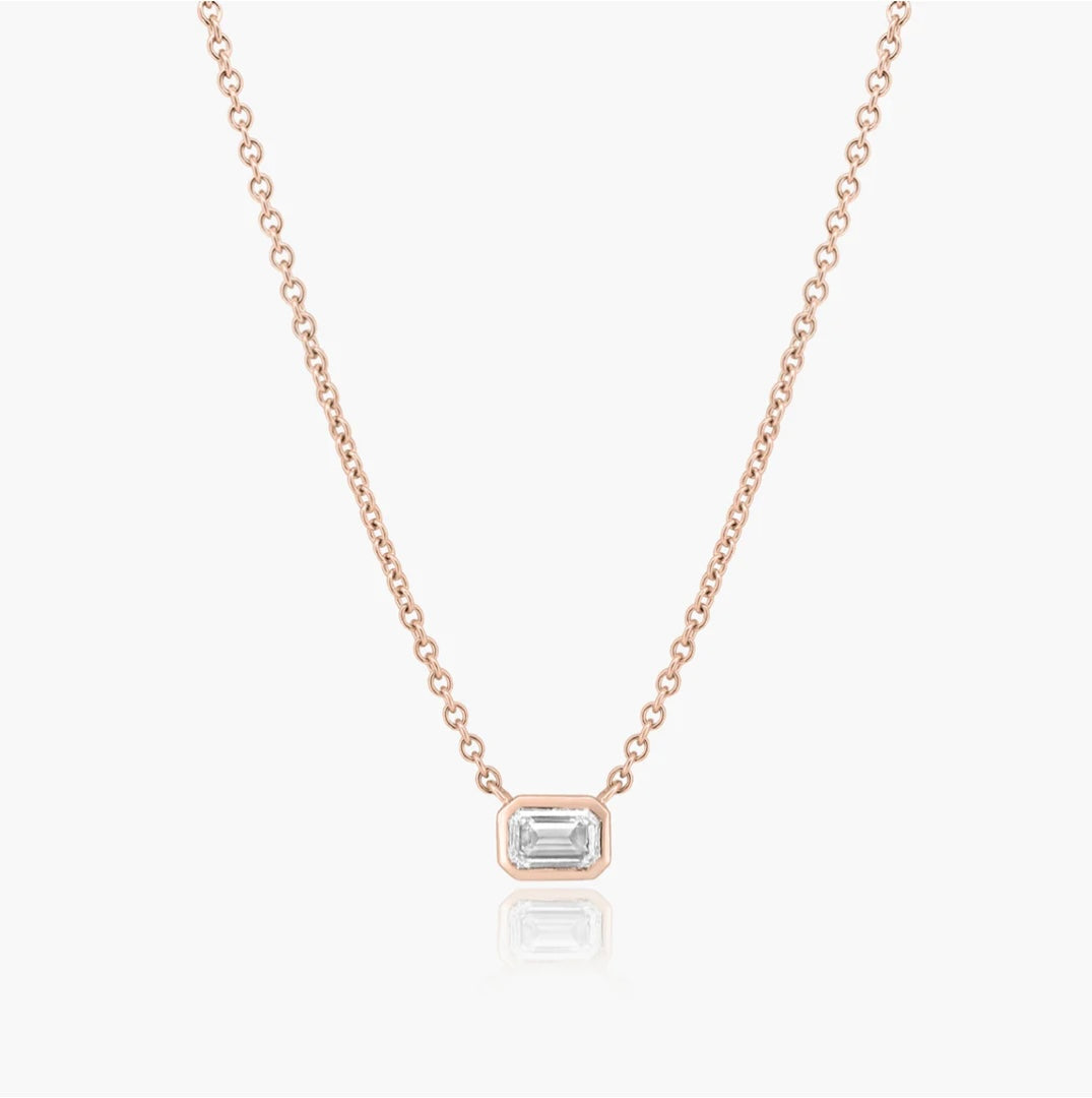 14K Gold Dainty Emerald Cut Diamond Bezel Setting Necklace, 14K yellow Gold Necklace, 14K yellow Gold pendant Necklace, Natural Emerald Diamond pendant, bezel setting emerald diamond necklace, trendy diamond necklace. Daily diamond necklace.