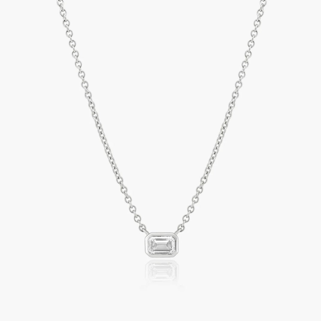 14K Gold Dainty Emerald Cut Diamond Bezel Setting Necklace, 14K yellow Gold Necklace, 14K yellow Gold pendant Necklace, Natural Emerald Diamond pendant, bezel setting emerald diamond necklace, trendy diamond necklace. Daily diamond necklace.