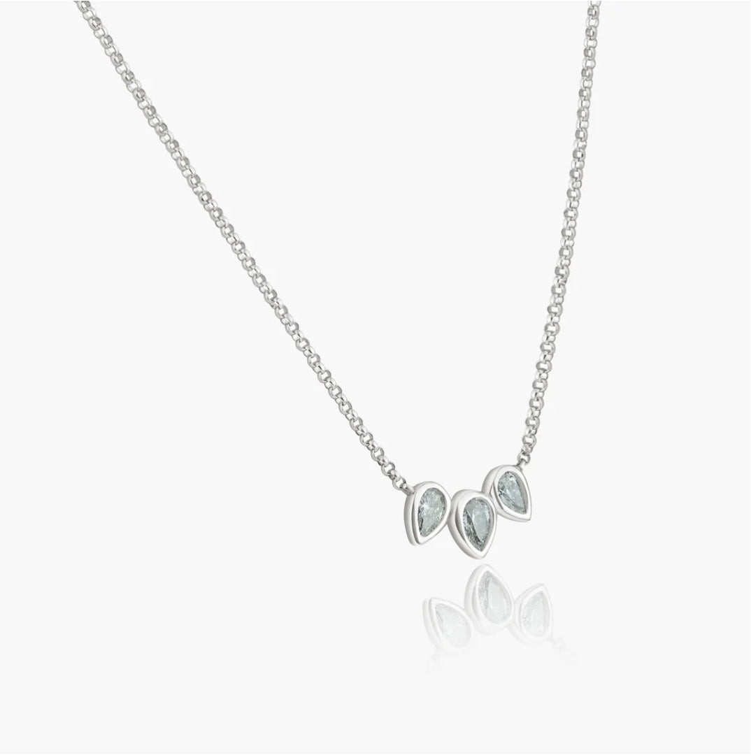 14K Gold Dainty Tri Pear Shaped Diamond Bezel Pendant Necklace, trendy diamond necklace, pear shaped diamond necklace, bezel setting diamond necklace, pear shape diamond, 3 pear shaped diamond necklace, layered necklace, pear shaped natural diamond necklace, daily diamond necklace.