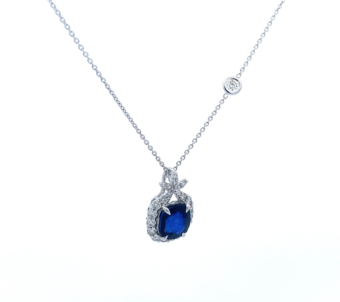 18K White Gold Blue Sapphire and Diamond Pendant Chain Necklace