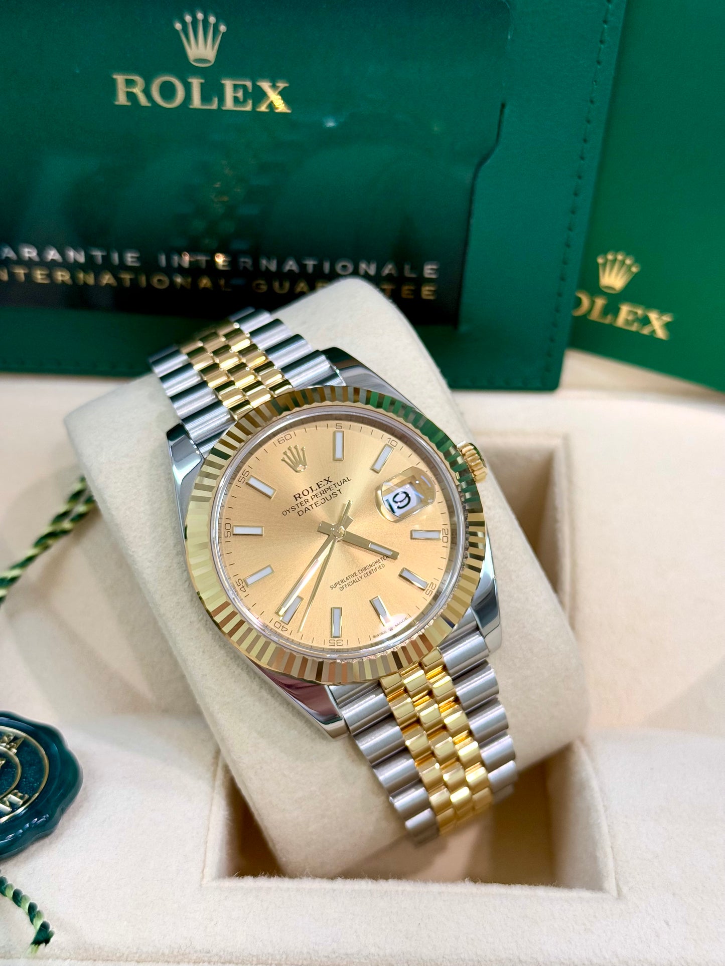 Rolex Date-just 41mm 126333 with Champagne Index Dial and Jubilee Bracelet Watch