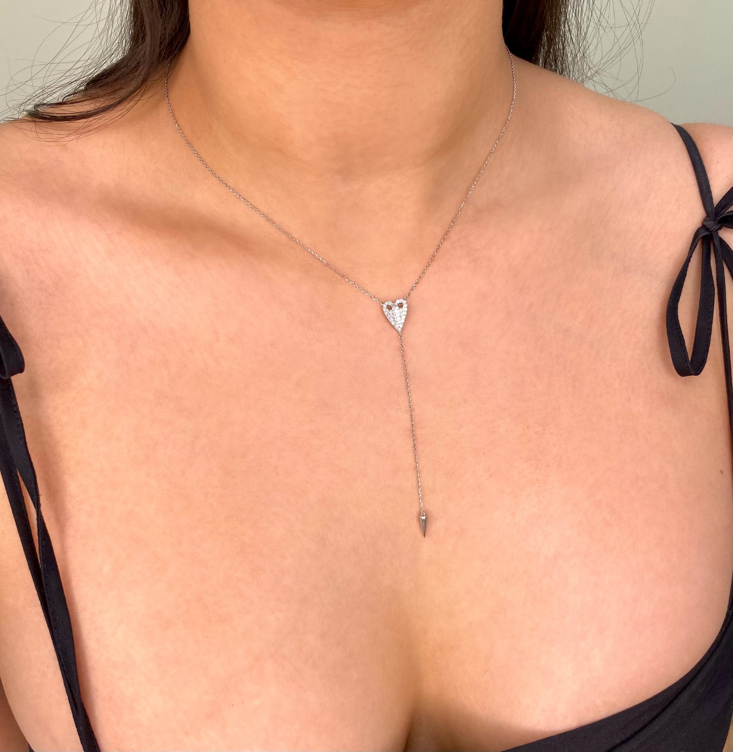 18K White Gold Diamond Heart Lariat Necklace