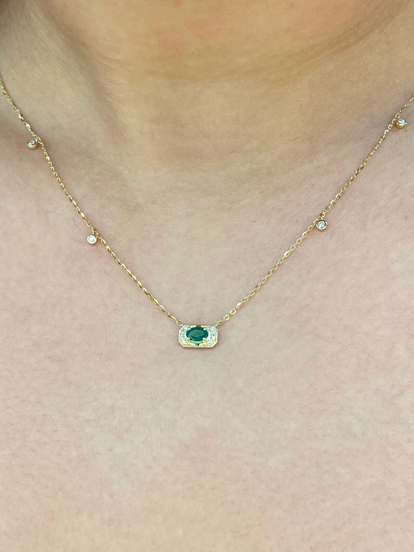 14K Yellow Gold Dangling Diamond & Emerald Gemstones Dainty Necklace