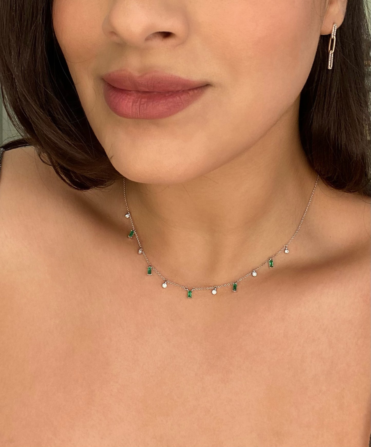 14K Gold Necklace With Dangling Diamonds and Emeralds