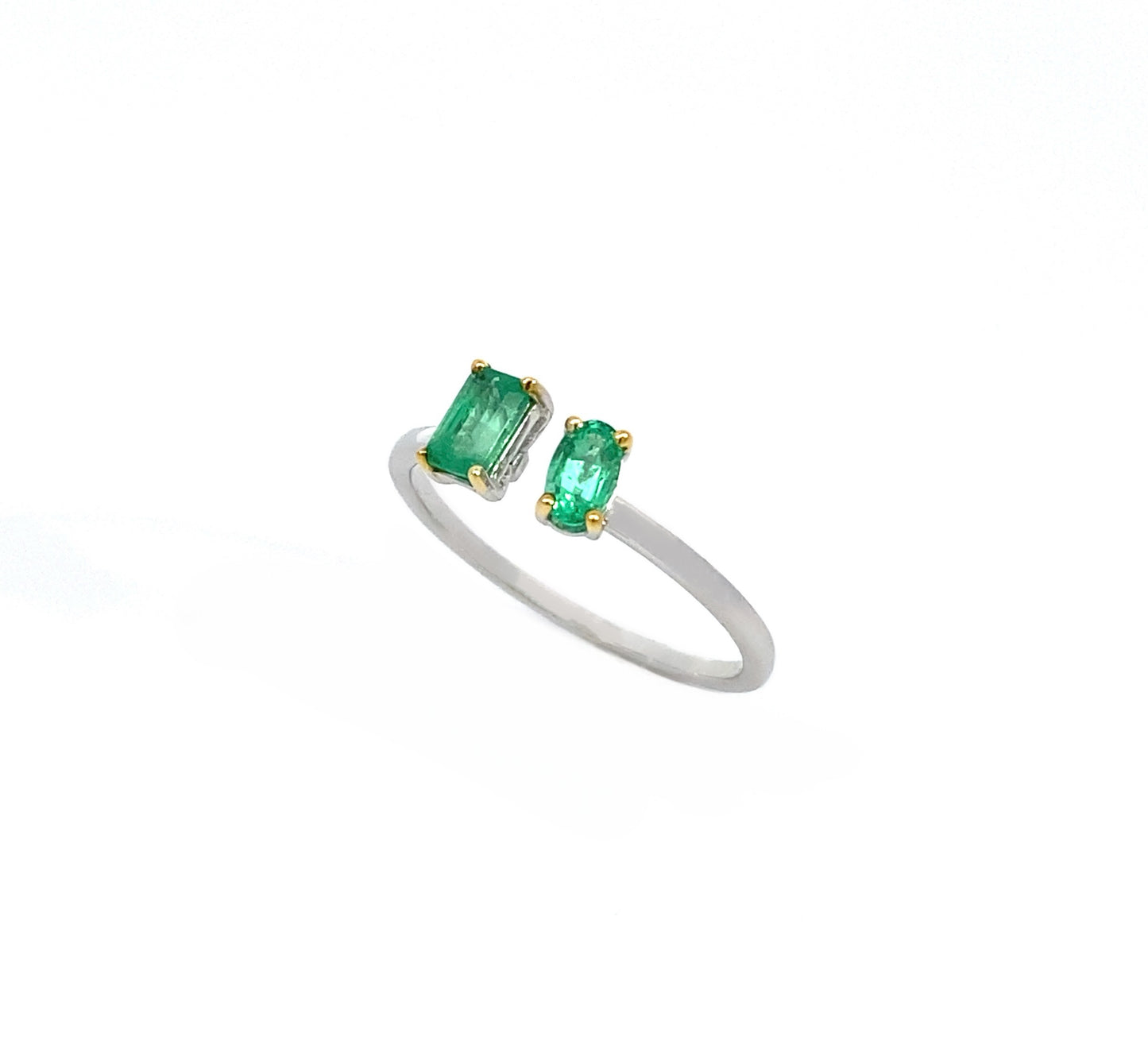 18K White Gold Mix Emerald Shape Open Ring, cute emerald ring, trendy multi shape emerald ring, green emerald ring, natural emerald ring.