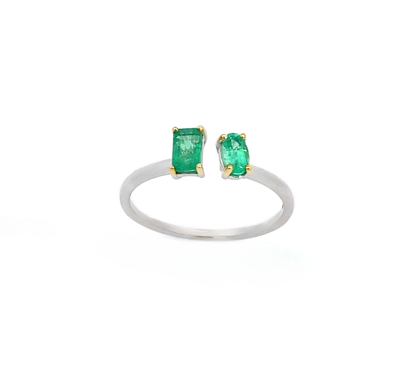 18K White Gold Mix Emerald Shape Open Ring, cute emerald ring, trendy multi shape emerald ring, green emerald ring, natural emerald ring.