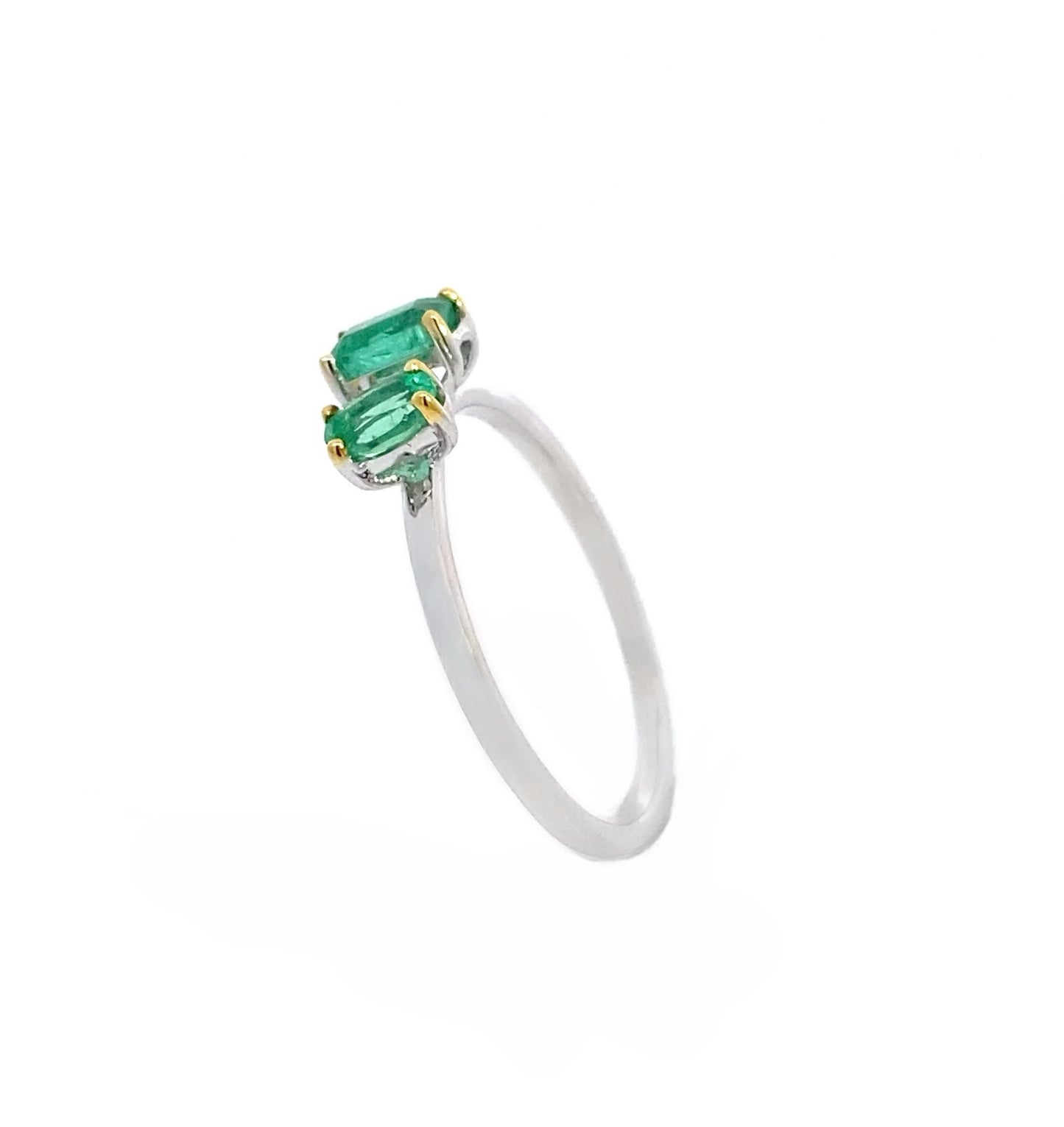 18K White Gold Mix Emerald Shape Open Ring, cute emerald ring, trendy multi shape emerald ring, green emerald ring, natural emerald ring.
