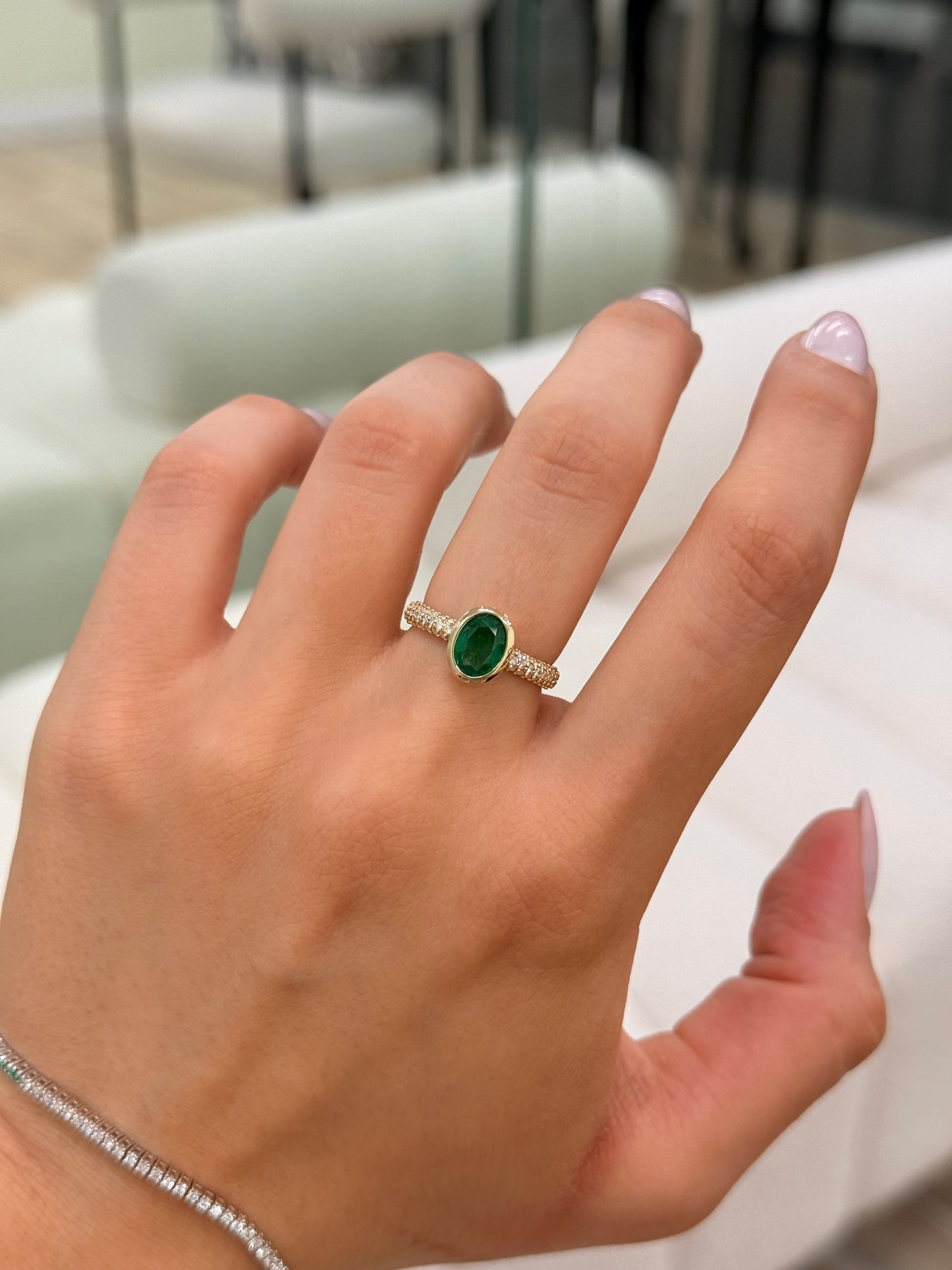 14K Solid Yellow Gold Green Emerald and Diamond Ring