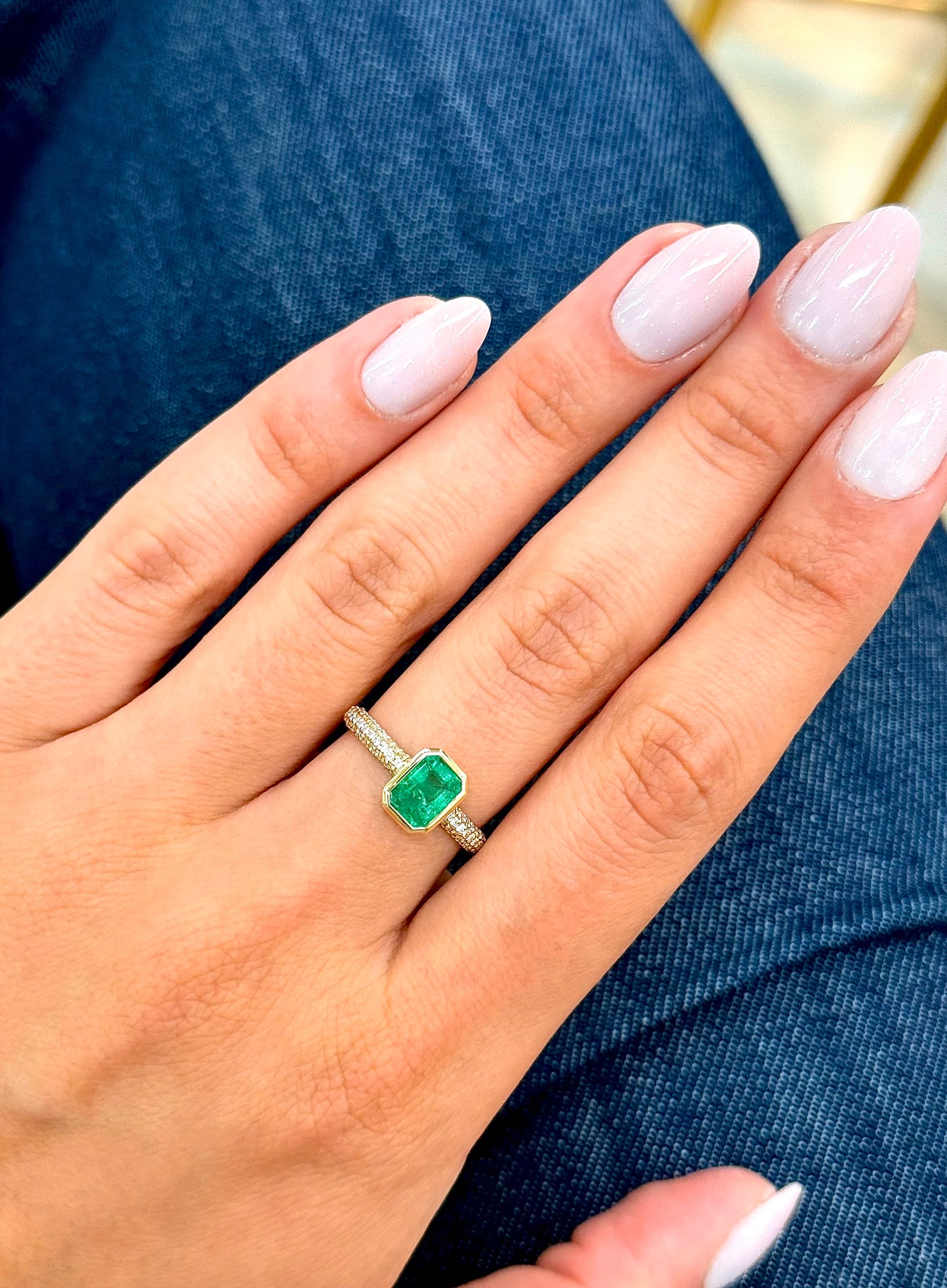 14K Solid Yellow Gold Green Emerald and Diamond Ring