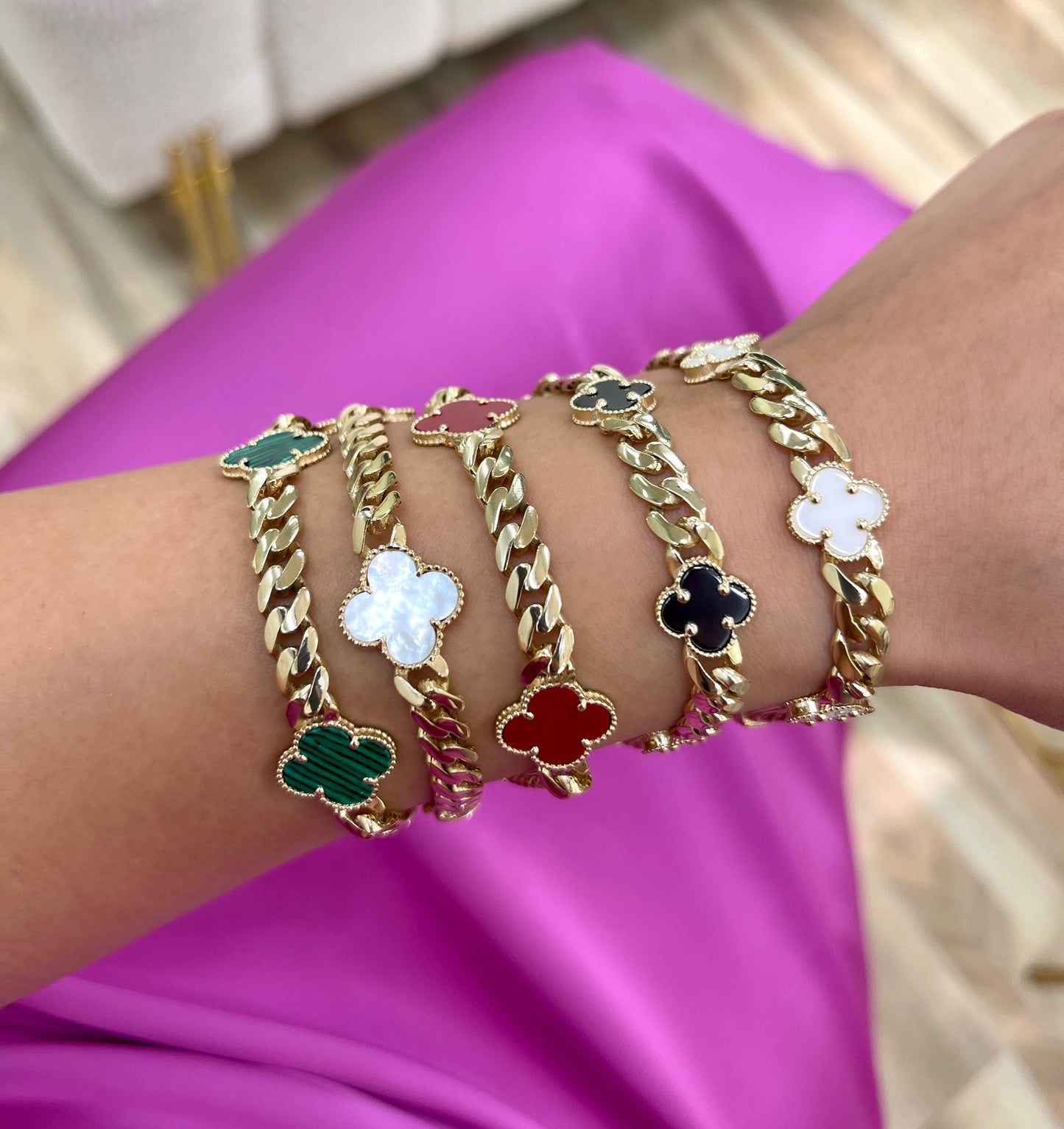 14K Yellow Gold Cuban Chain Black Clover Bracelet/ Cuban chain/ Cuban chain bracelet with diamonds/ Miami Cuban chain with diamonds and clovers/ black clover bracelet/ black clover Cuban bracelets/ white clover bracelet/ 