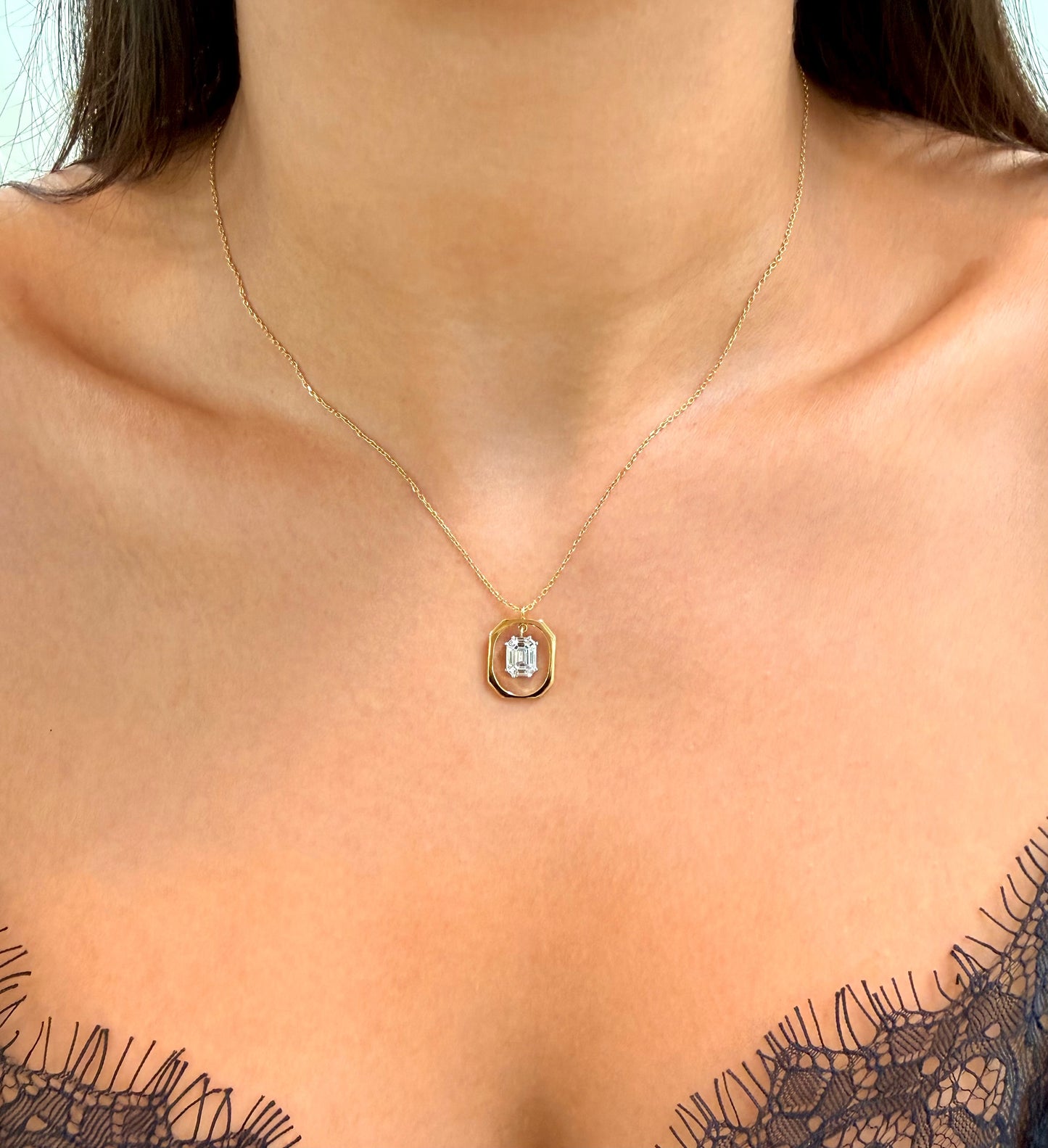 14K Solid Yellow Gold Chain with Baguette Diamond Pendant