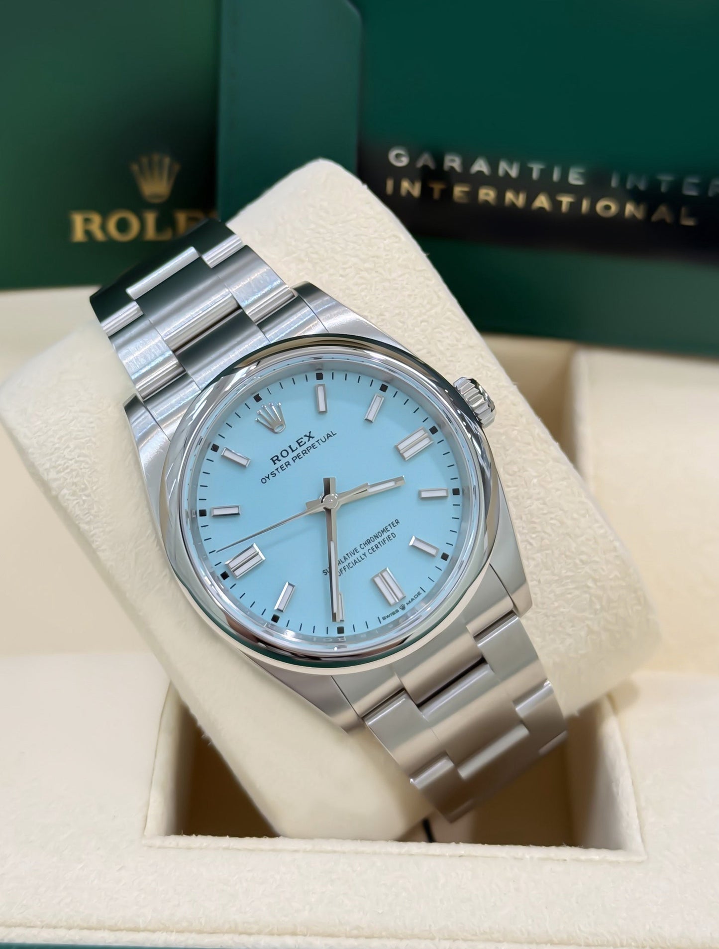 126000 ROLEX OYSTER PERPETUAL 36MM TURQUOISE DIAL OYSTER BRACELET, BLUE TIFFANY ROLEX OP NEW, FULL SET NEW ROLEX, UNISEX ROLEX. 
