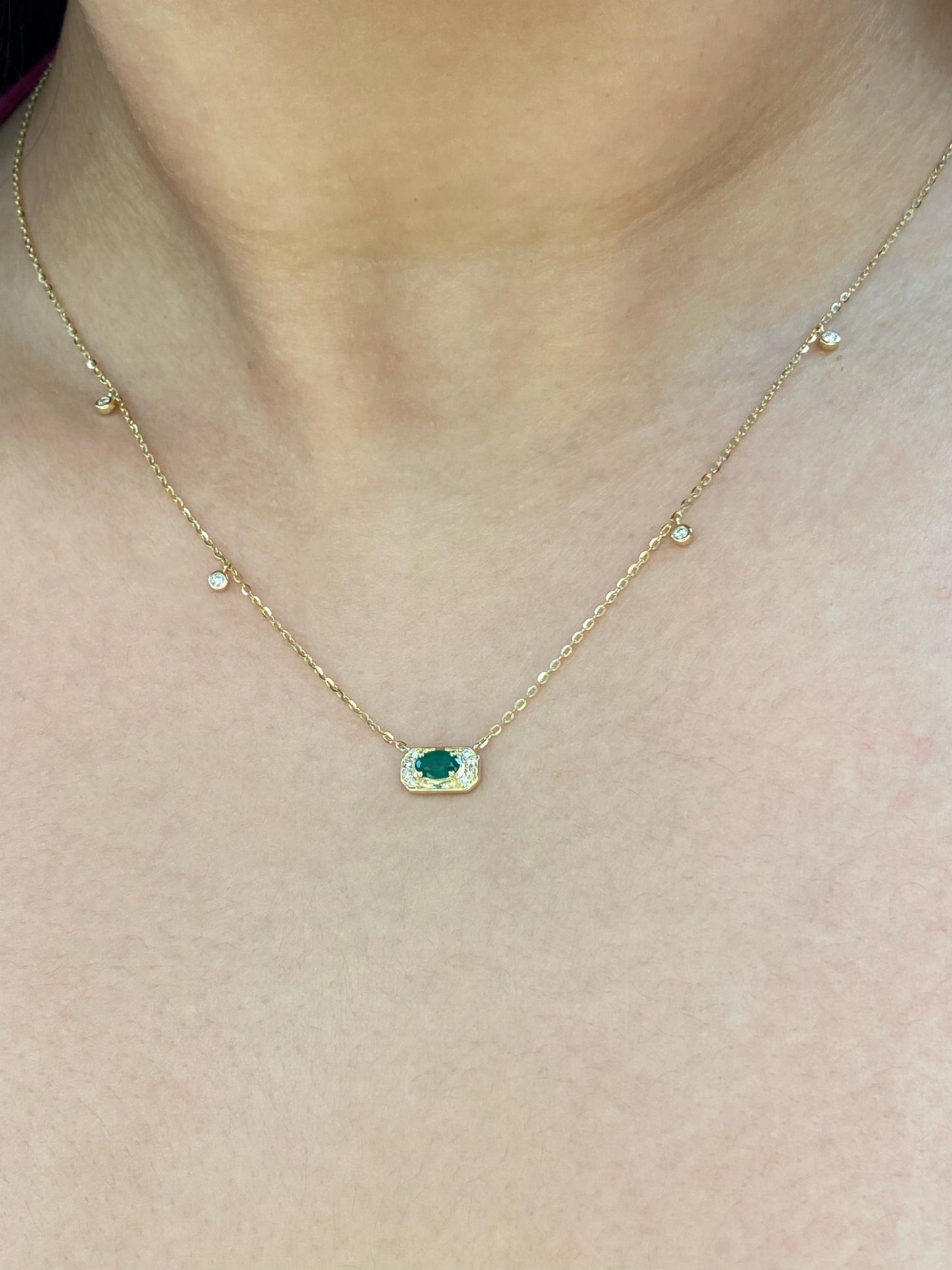 14K Yellow Gold Dangling Diamond & Emerald Gemstones Dainty Necklace