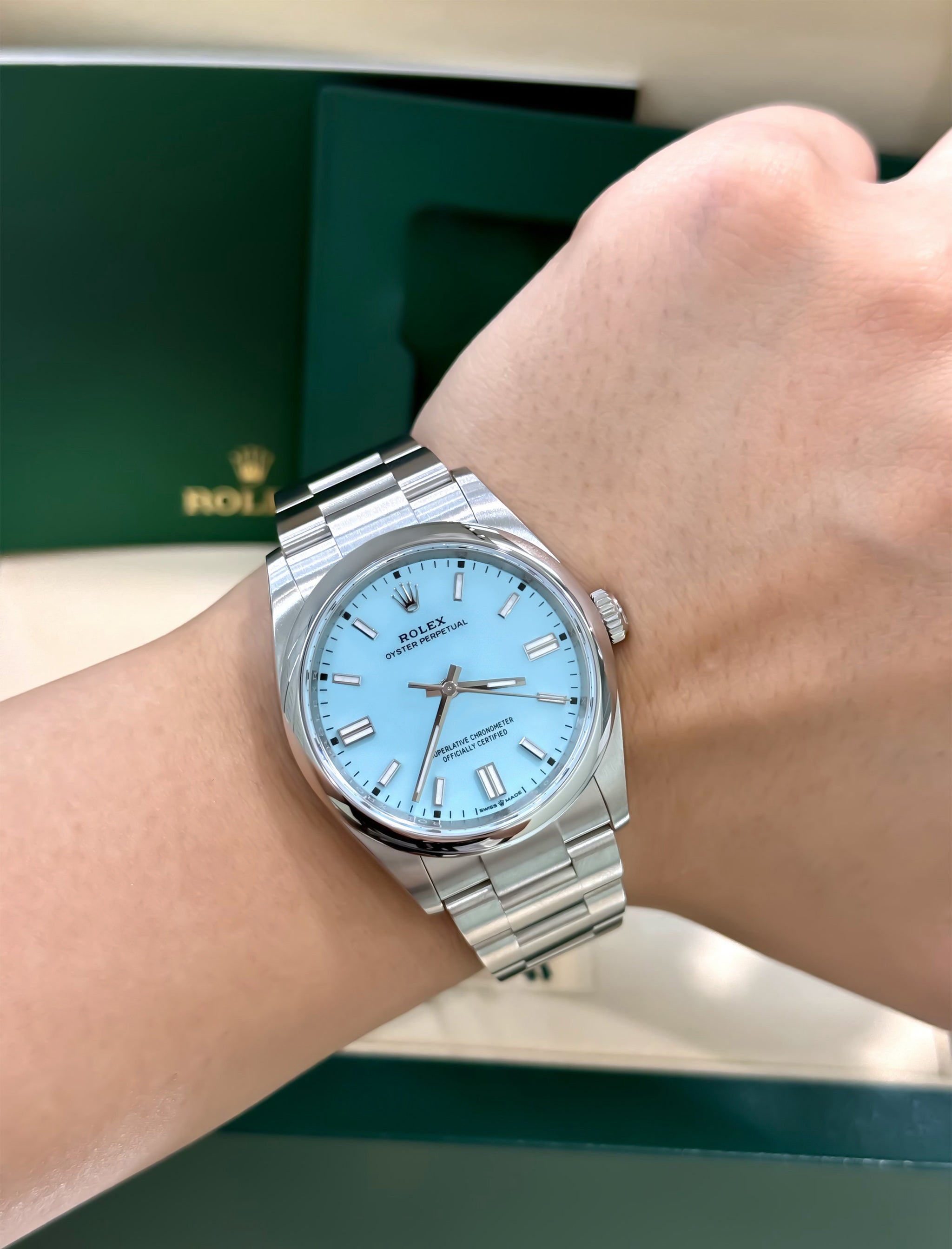 126000 ROLEX OYSTER PERPETUAL 36MM TURQUOISE DIAL OYSTER BRACELET, BLUE TIFFANY ROLEX OP NEW, FULL SET NEW ROLEX, UNISEX ROLEX. 